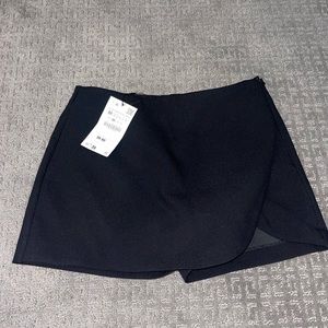 Black Zara Skort